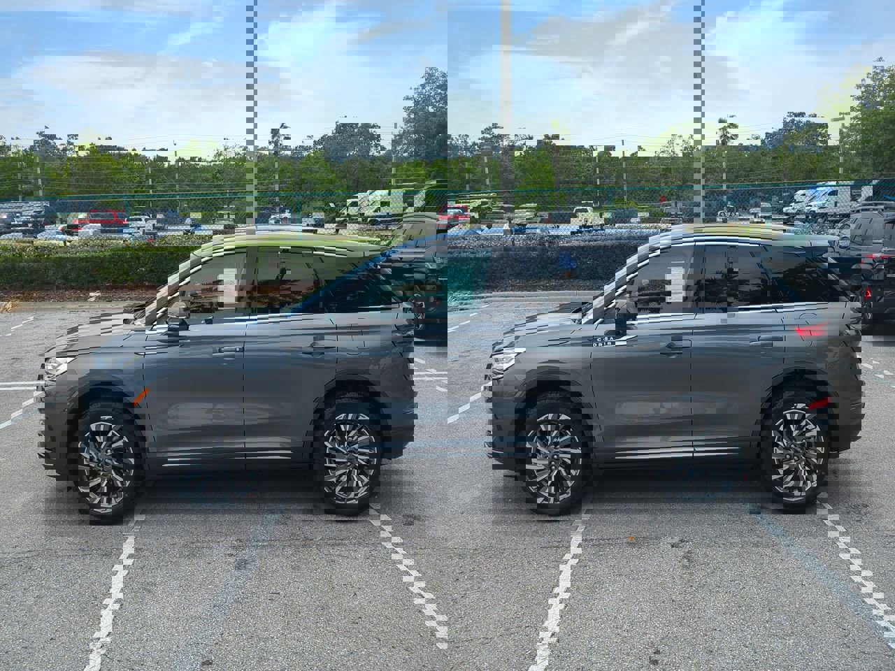 New 2025 Lincoln Corsair Reserve image 7