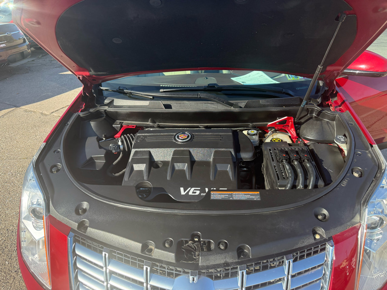 Used 2015 Cadillac SRX Luxury w/ Driver Awareness Package image 87