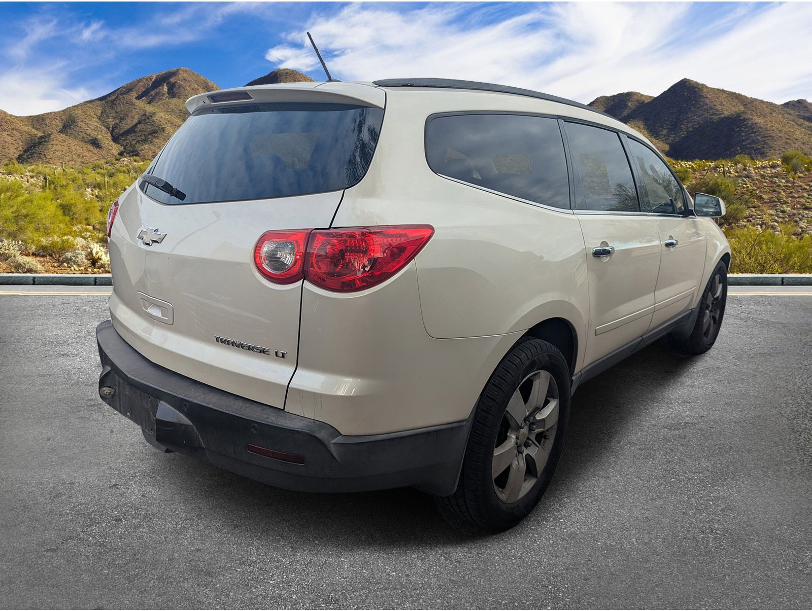 Used 2012 Chevrolet Traverse LT w/ All-Star Edition image 6