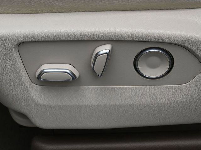 Used 2021 GMC Yukon Denali AWD/4WD image 10