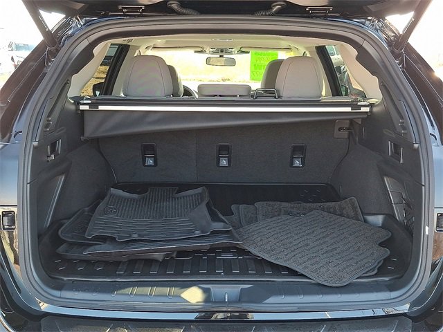 Used 2025 Subaru Outback Premium image 29