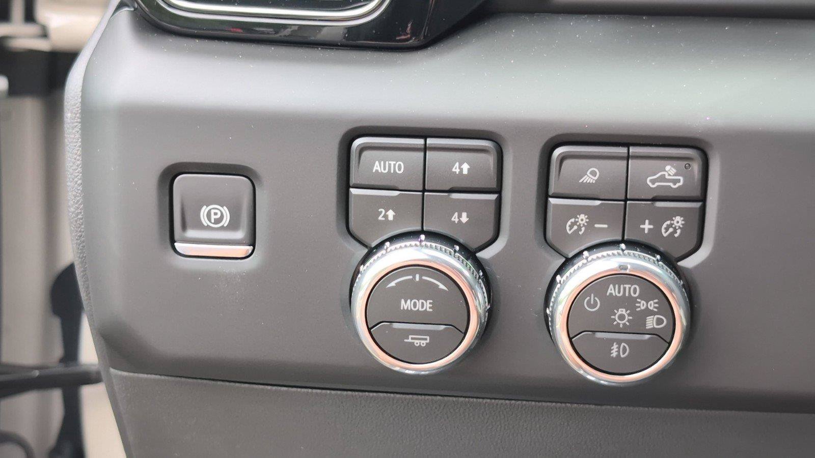 New 2026 GMC Sierra 1500 AT4X AWD/4WD image 32