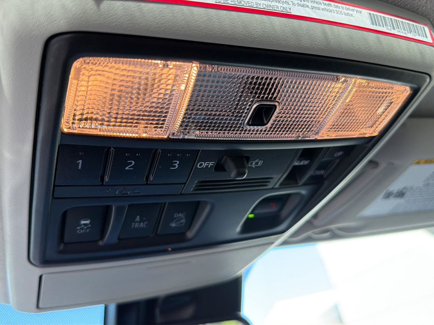 Used 2024 Toyota 4Runner Limited AWD/4WD image 31