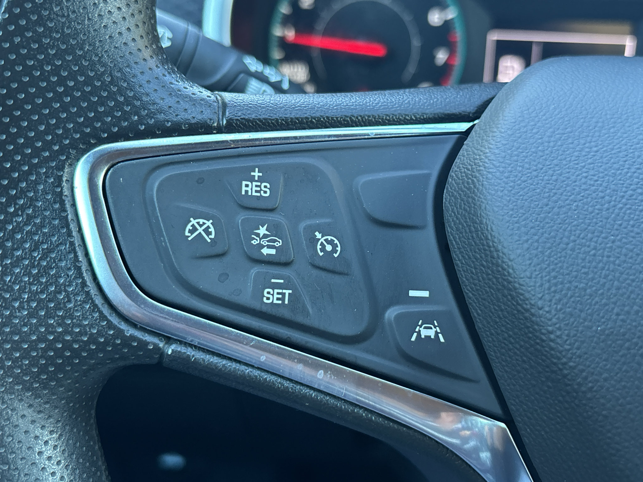 Used 2025 Chevrolet Malibu LT FWD image 13