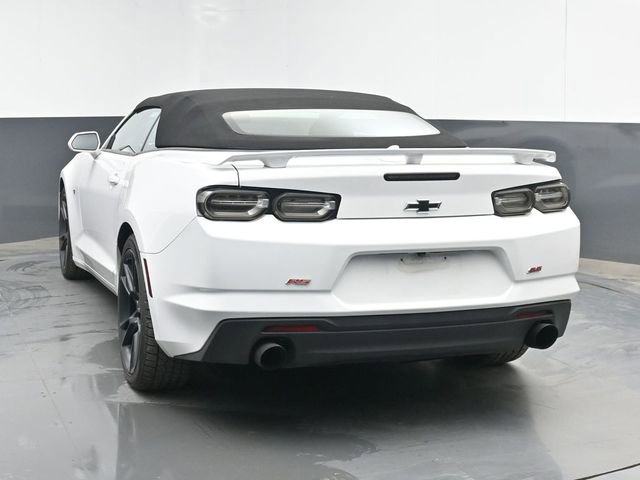 Used 2021 Chevrolet Camaro LT w/ RS Package image 12