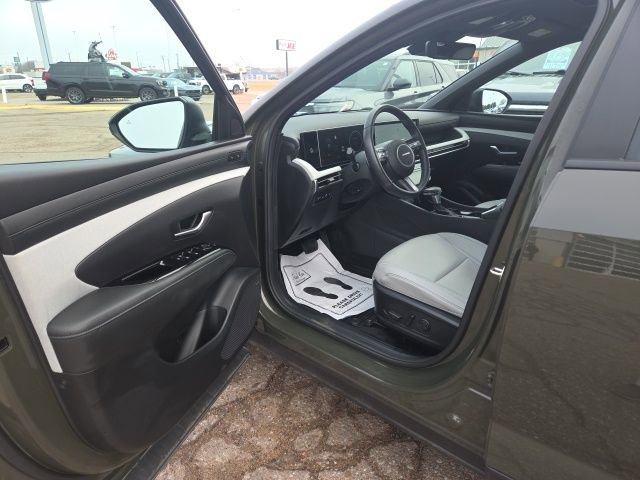 Used 2025 Hyundai Santa Cruz Limited image 18