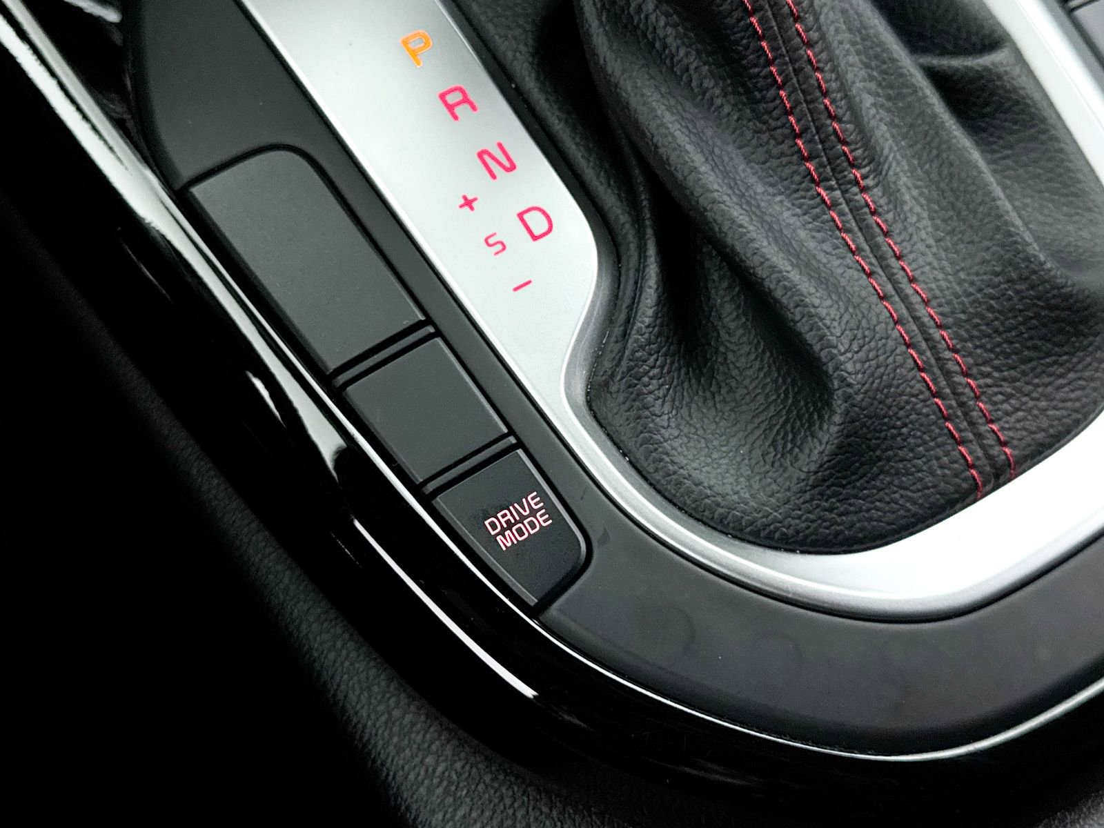 Used 2024 Kia Forte GT image 9