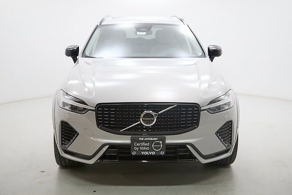 Certified 2024 Volvo XC60 T8 Ultimate w/ Protection Package Premier image 5