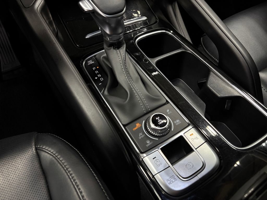 Used 2025 Kia Telluride S image 17