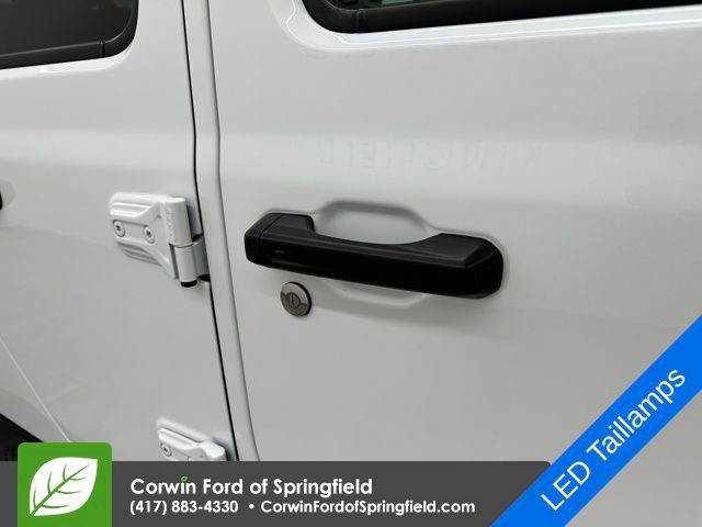 Used 2023 Jeep Gladiator Overland w/ LED Lighting Group image 9