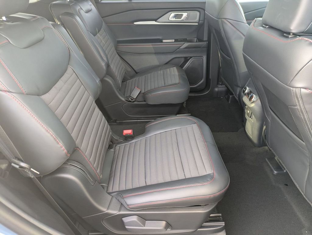 New 2026 Ford Explorer ST-Line w/ ST-Line Street Pack image 45