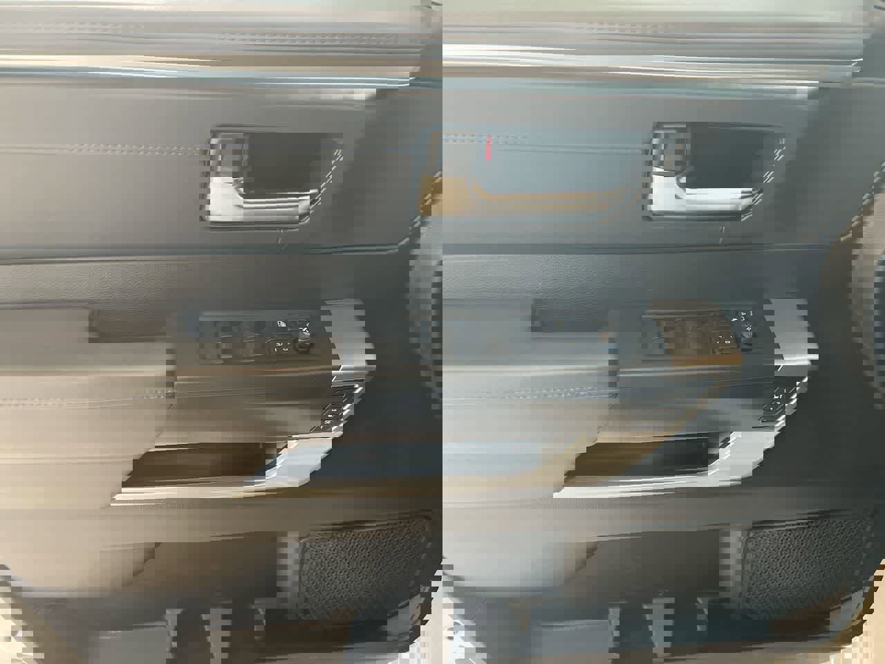 Used 2025 Toyota Tundra Platinum w/ TRD Off-Road Package image 13