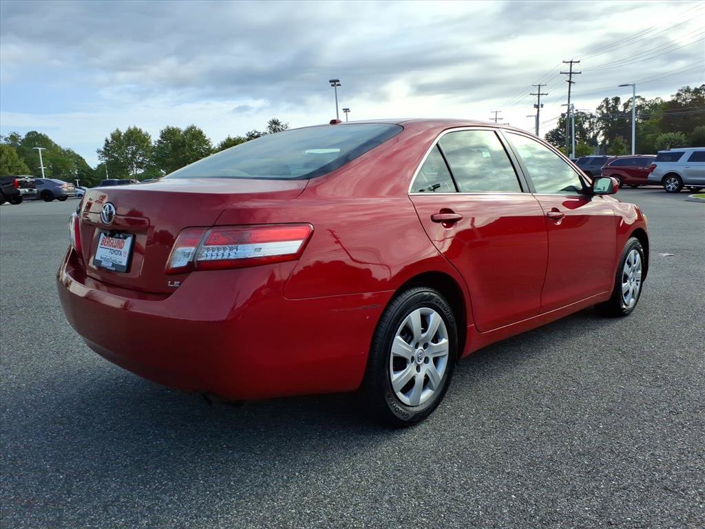 Used 2010 Toyota Camry LE FWD image 4