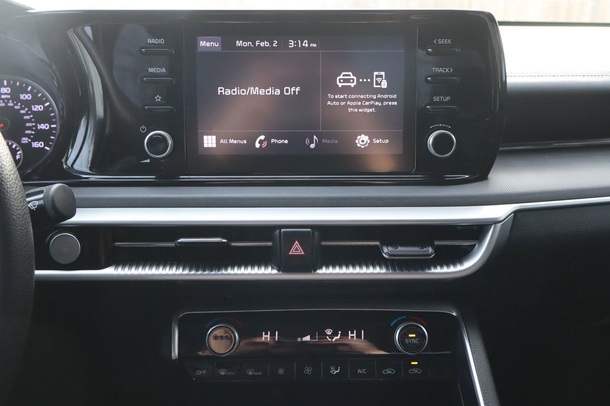 Used 2023 Kia K5 LXS image 34