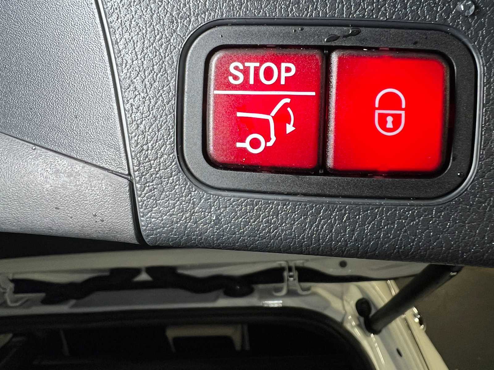 Used 2025 Mercedes-Benz GLB 250 GLB 250 image 18