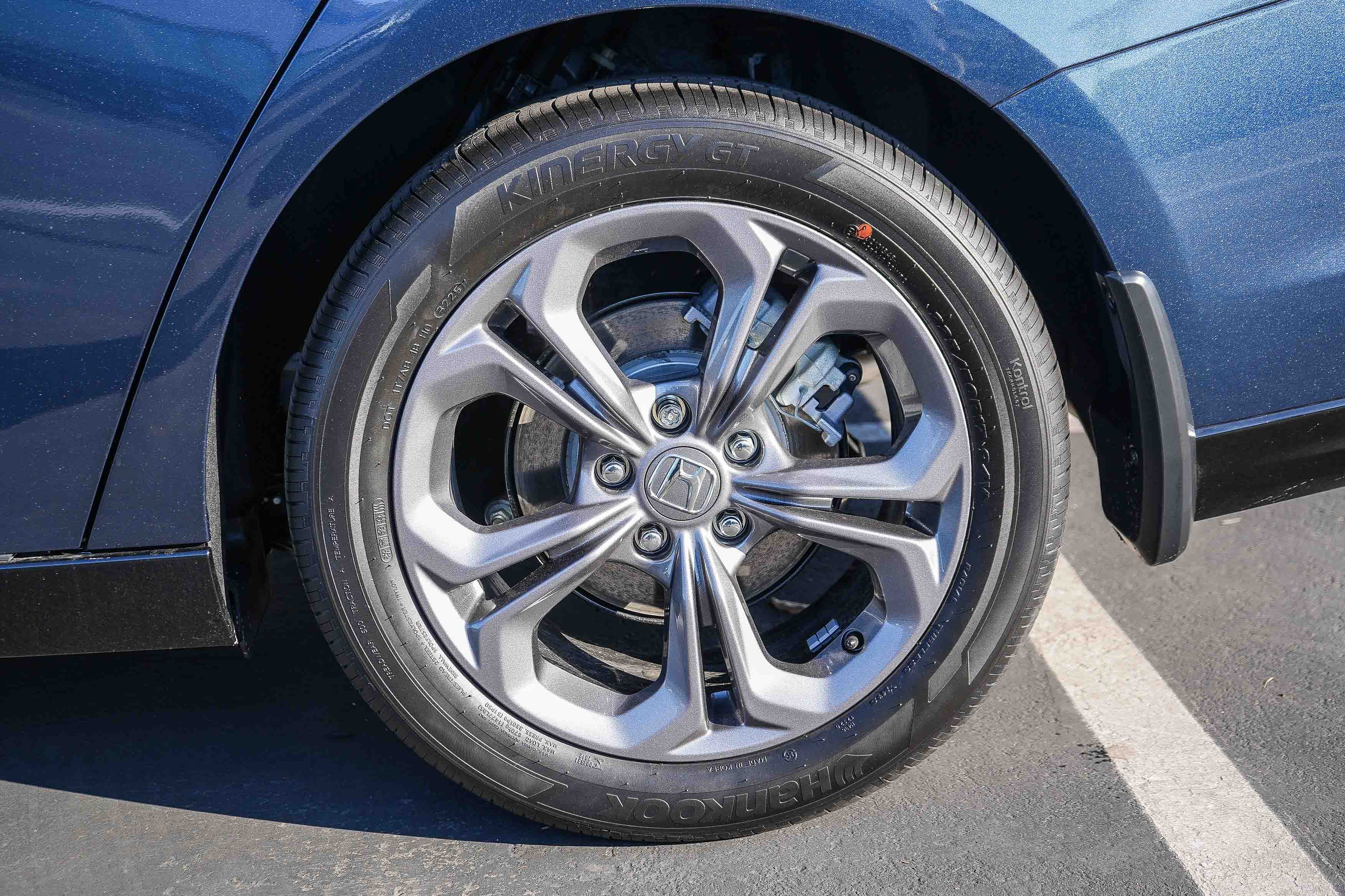 New 2026 Honda Accord EX-L image 11