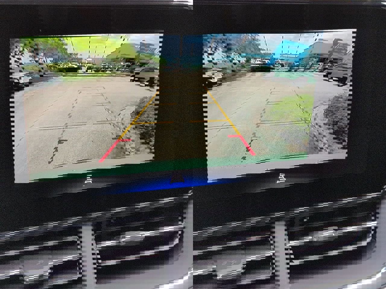 New 2026 Chevrolet Trax ACTIV w/ Sunroof Package image 17