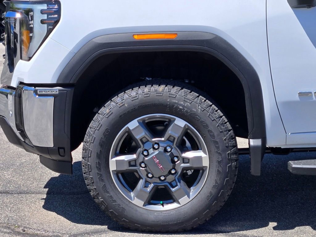 New 2026 GMC Sierra 2500 SLT w/ SLT Premium Package AWD/4WD image 29