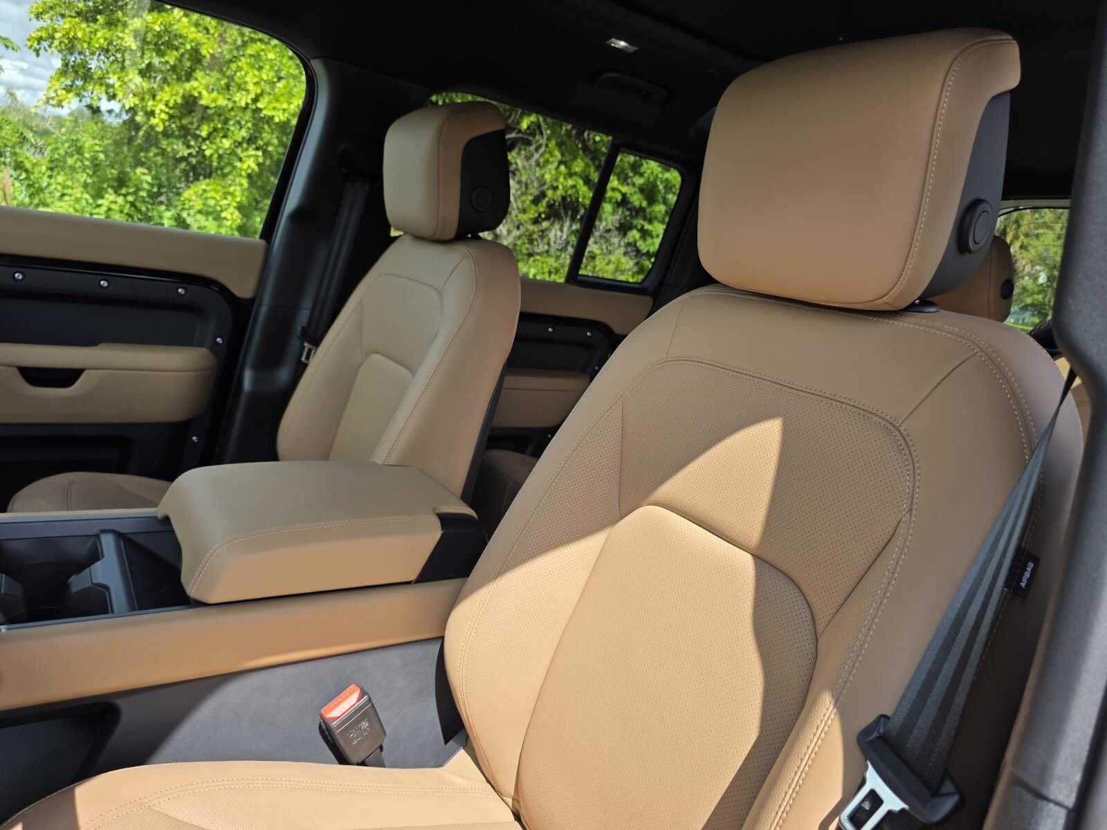 New 2026 Land Rover Defender 110 S AWD/4WD image 11