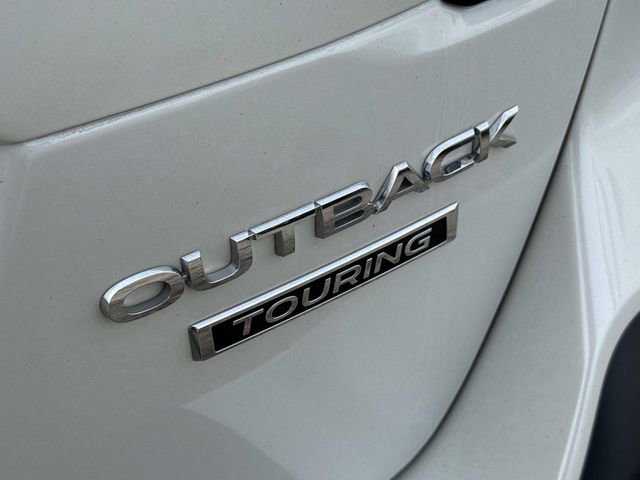 Used 2022 Subaru Outback Touring w/ Popular Package #2 image 8