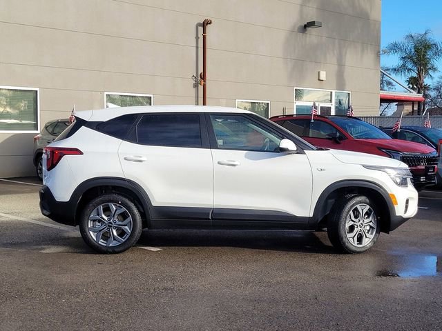 New 2026 Kia Seltos LX image 4