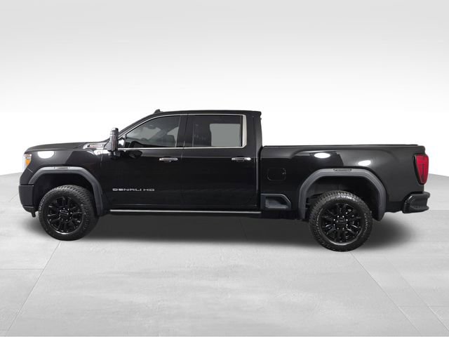 Used 2023 GMC Sierra 3500 Denali w/ Denali Black Diamond Edition AWD/4WD image 4