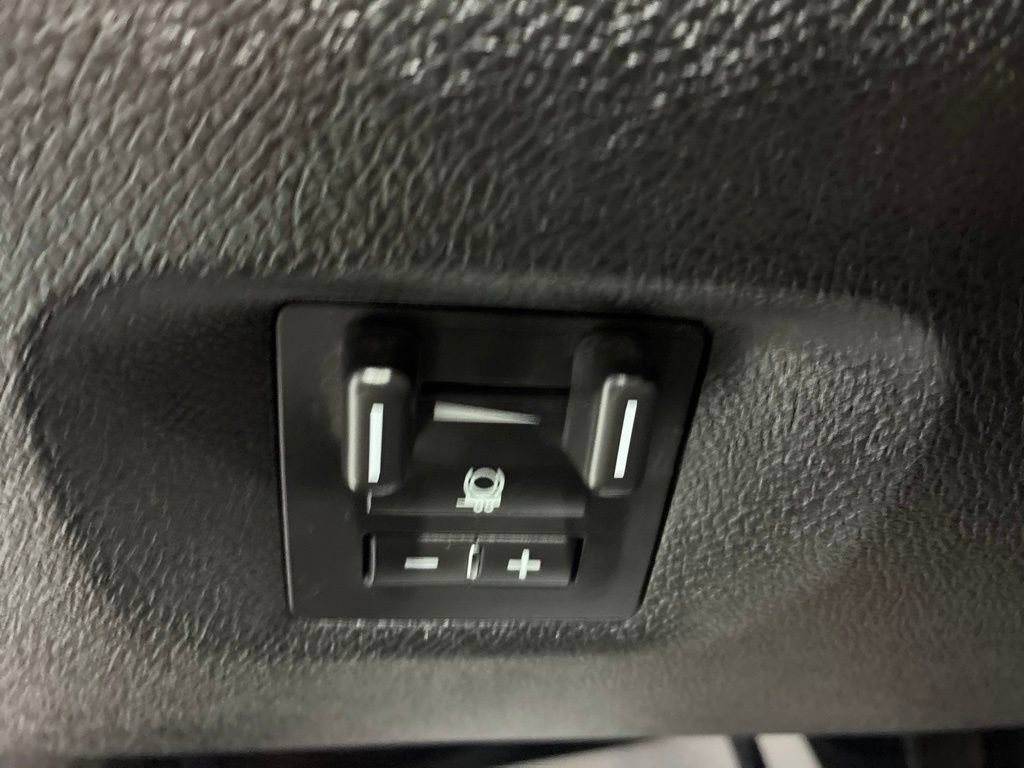 Used 2011 Chevrolet Silverado 2500 LT w/ Interior Plus Package AWD/4WD image 19