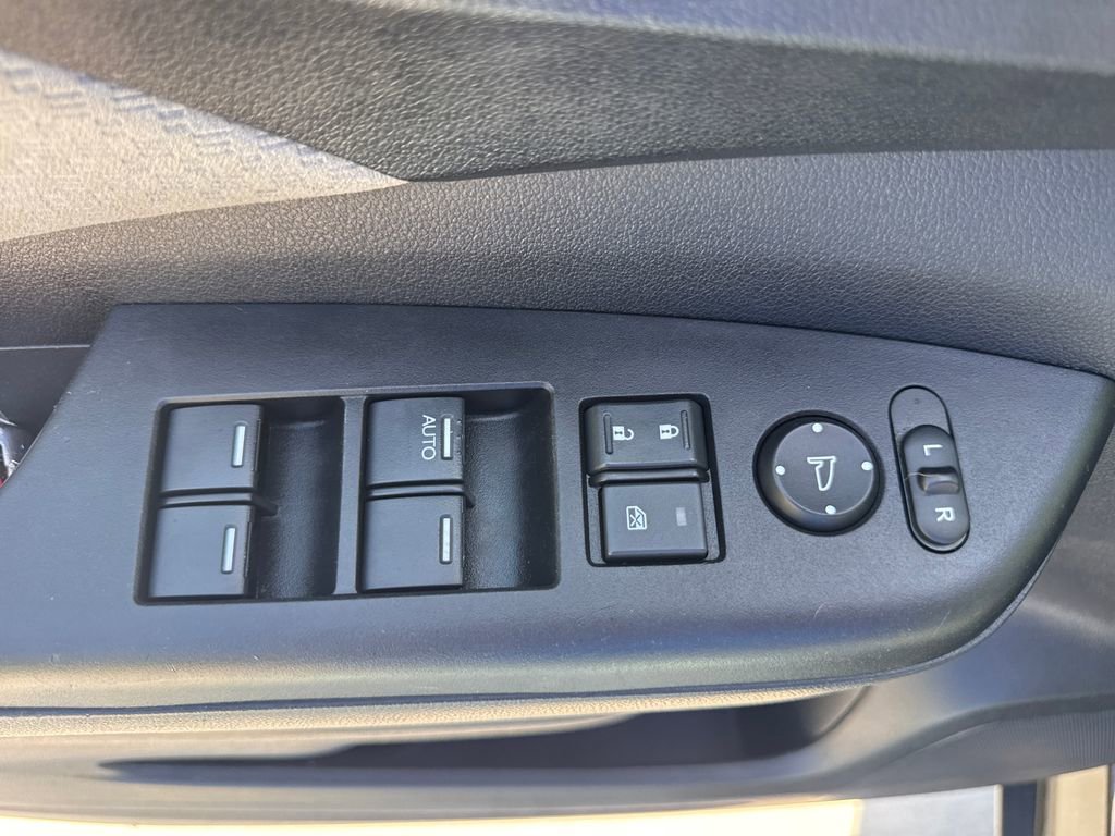 Used 2015 Honda CR-V EX image 15