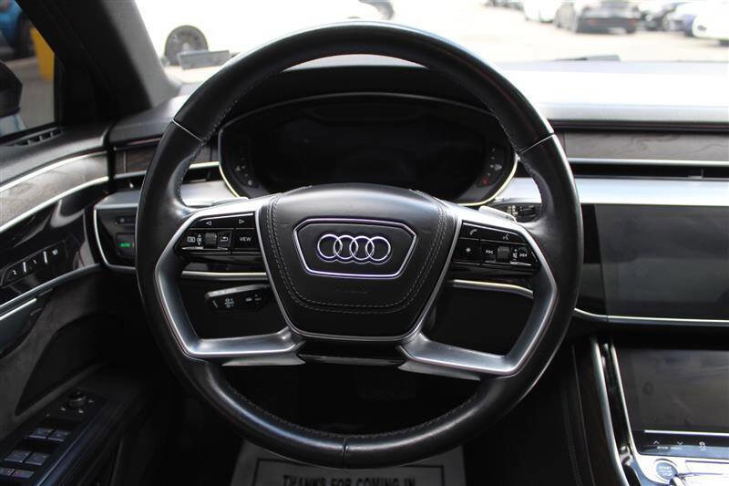 Used 2022 Audi A8 L 3.0T AWD/4WD image 15
