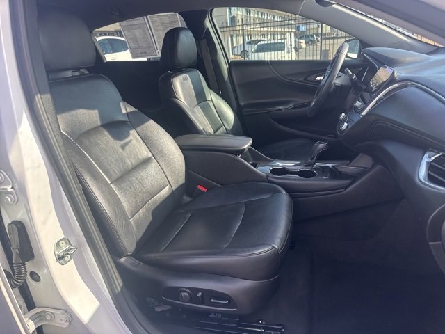 Used 2018 Chevrolet Malibu LT w/ Leather Package image 18