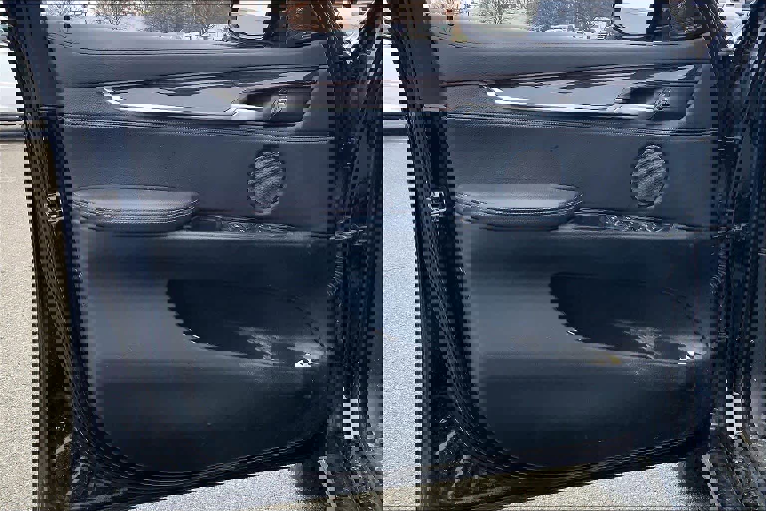 Used 2017 BMW X6 xDrive35i image 22