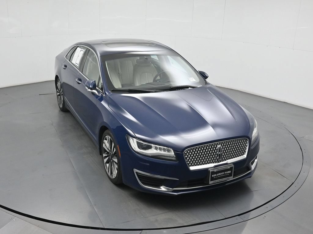 Used 2018 Lincoln MKZ Reserve FWD image 33