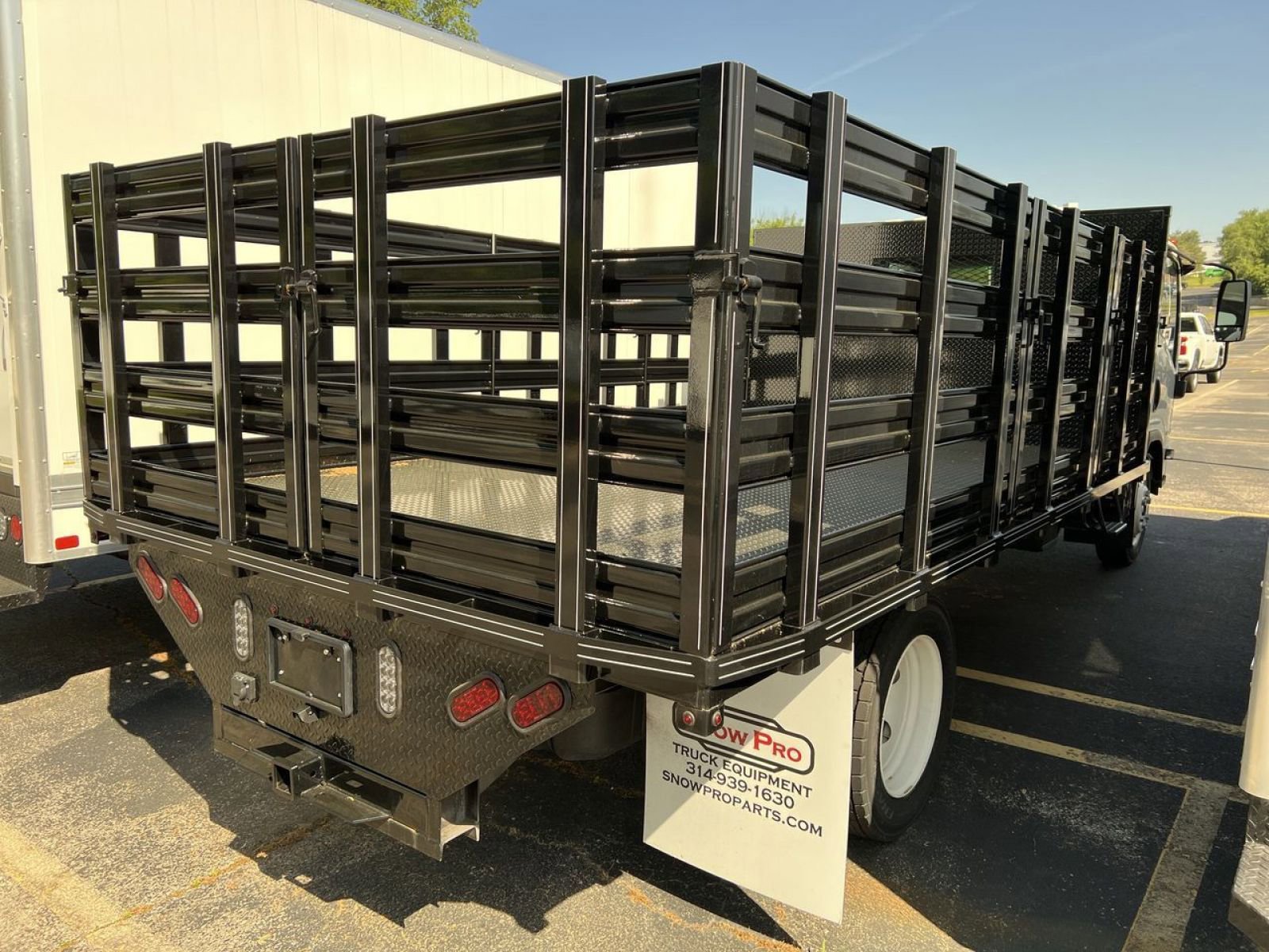 New 2025 Chevrolet Low Cab Forward 5500HG RWD image 17