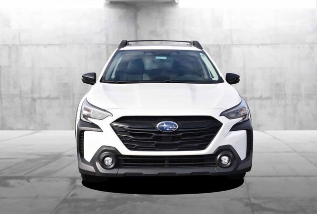 Used 2025 Subaru Outback Onyx Edition image 4