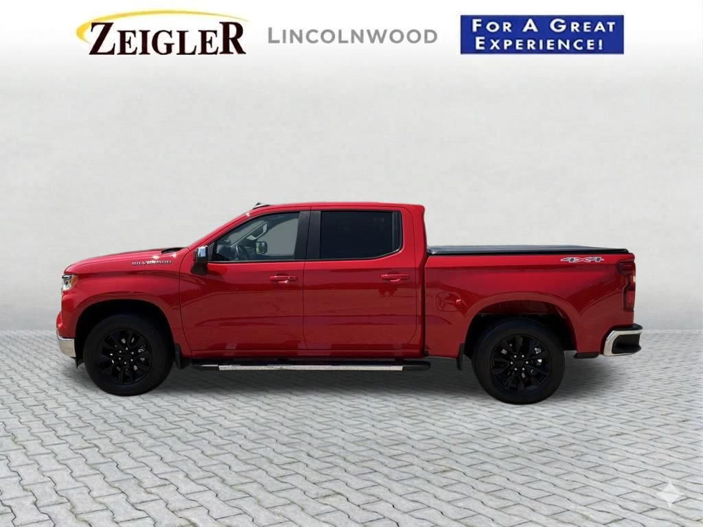 Used 2023 Chevrolet Silverado 1500 LT AWD/4WD image 3