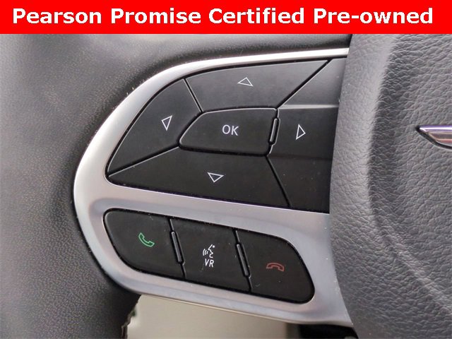 Used 2024 Chrysler Pacifica Limited image 26