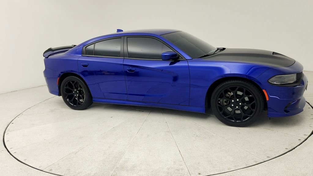 Used 2022 Dodge Charger R/T w/ Plus Group RWD image 1