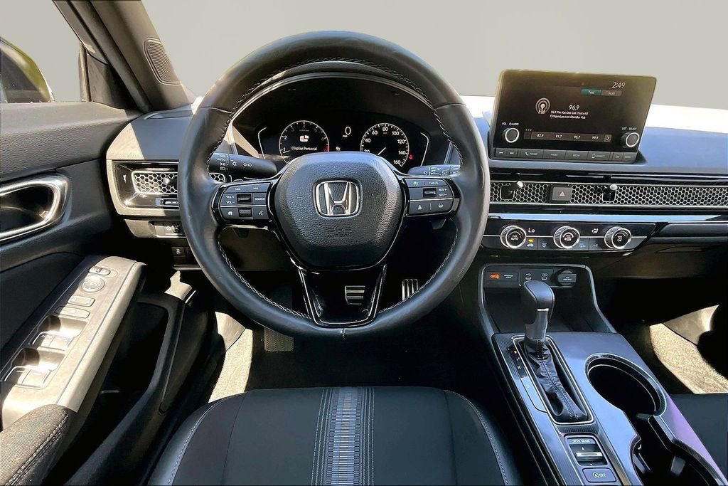 Used 2025 Honda Civic Sport image 8