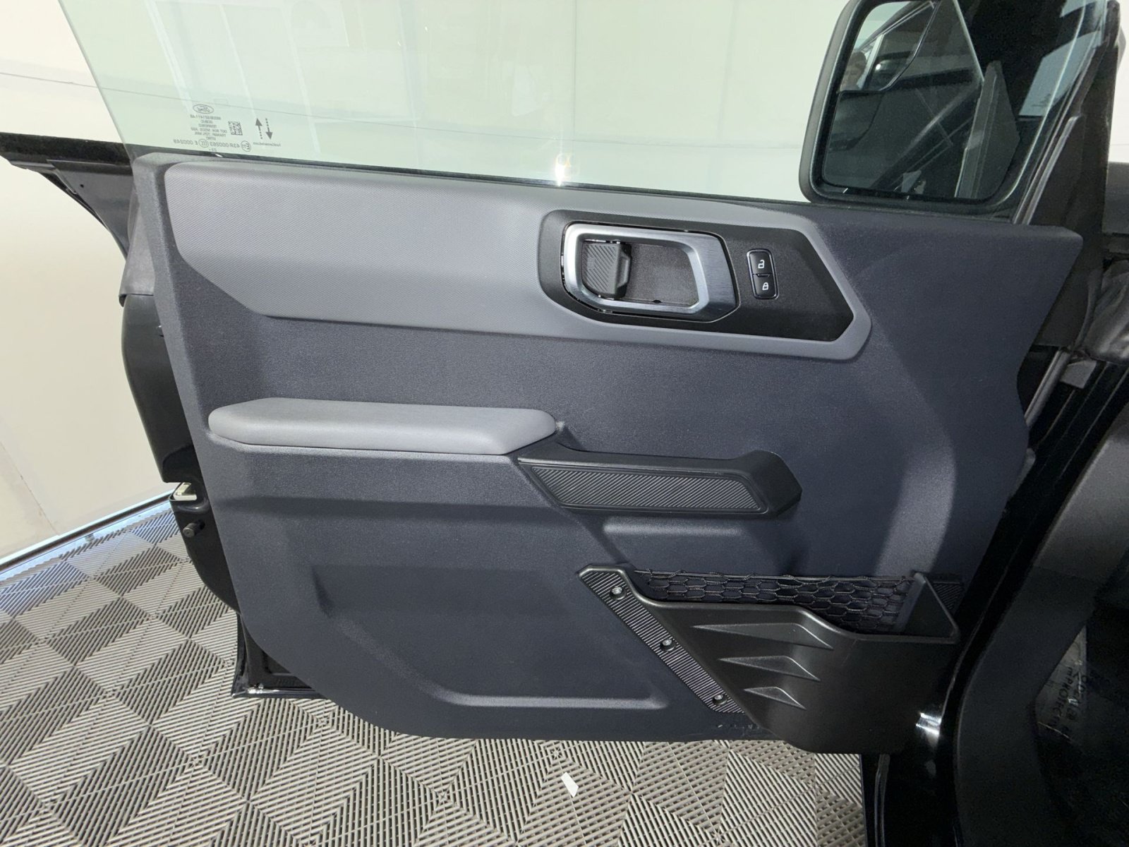 Used 2023 Ford Bronco Big Bend AWD/4WD image 15