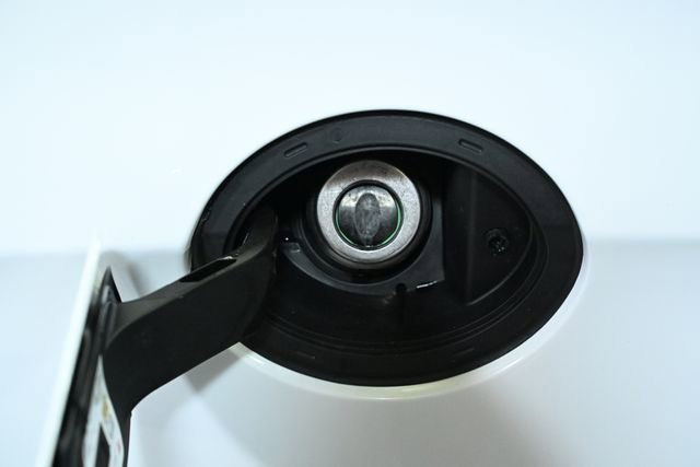 Used 2024 Chrysler Pacifica Select image 17