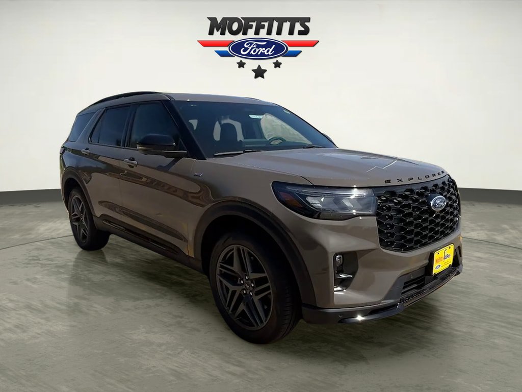 New 2026 Ford Explorer ST-Line w/ ST-Line Street Pack AWD/4WD image 7