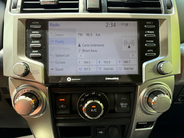 Used 2020 Toyota 4Runner SR5 AWD/4WD image 20
