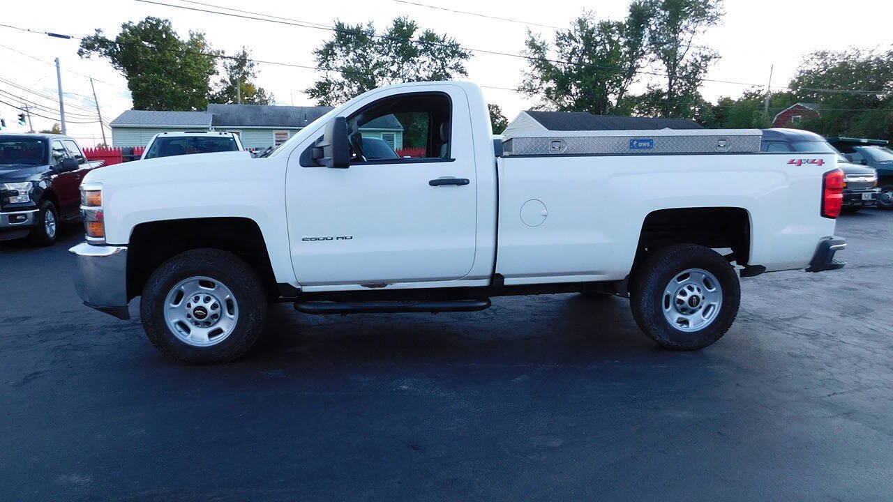 Used 2018 Chevrolet Silverado 2500 W/T AWD/4WD image 6