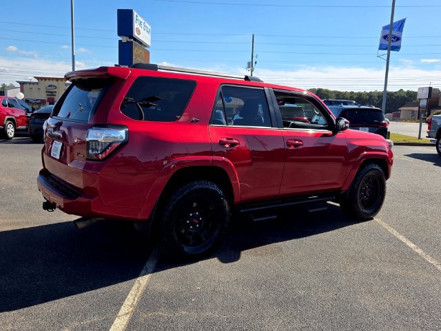Used 2023 Toyota 4Runner SR5 Premium w/ Moonroof Package RWD image 8