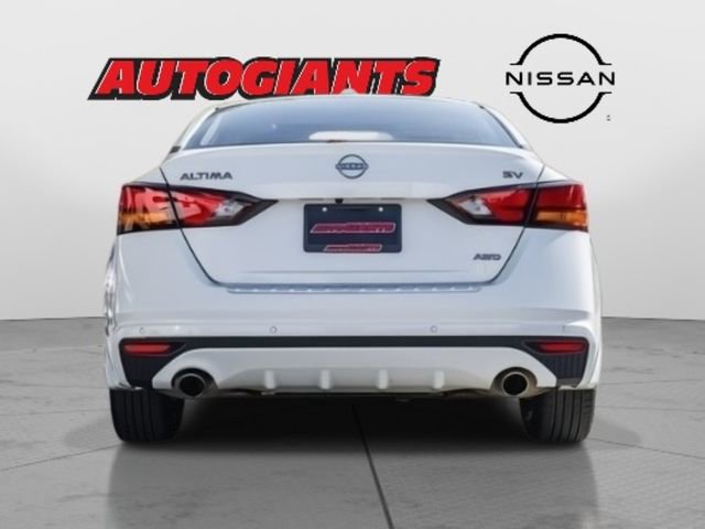 Used 2023 Nissan Altima 2.5 SV w/ SV Premium Package image 6