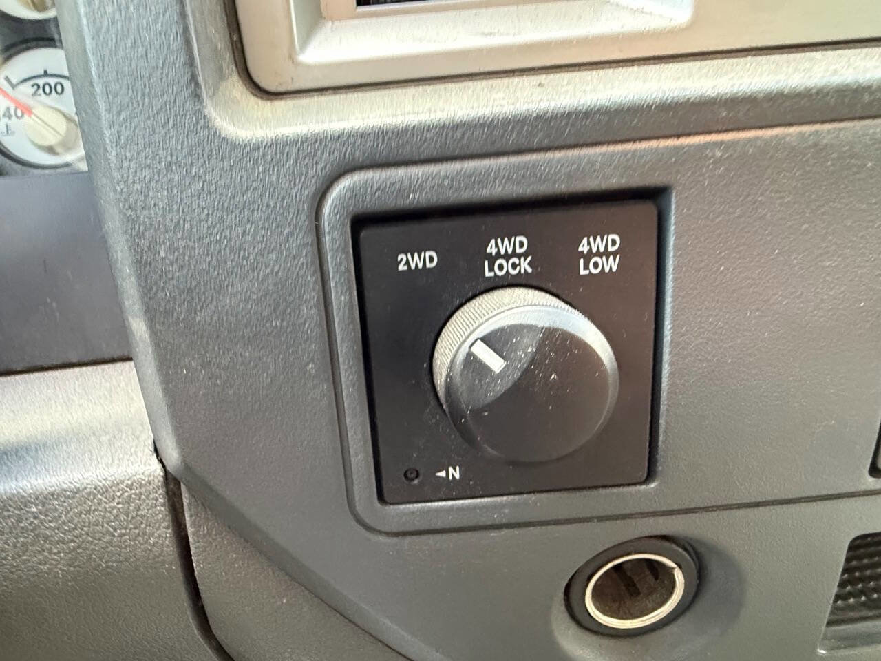 Used 2007 Dodge Ram 2500 Truck SLT w/ Light Group AWD/4WD image 29