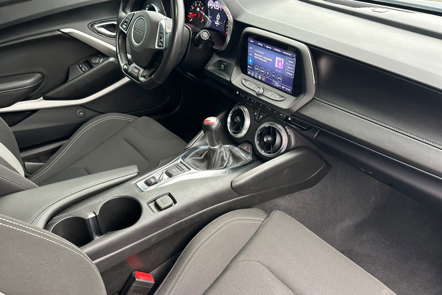 Used 2022 Chevrolet Camaro SS image 15