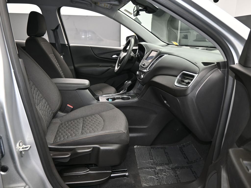 Used 2021 Chevrolet Equinox LT FWD image 43