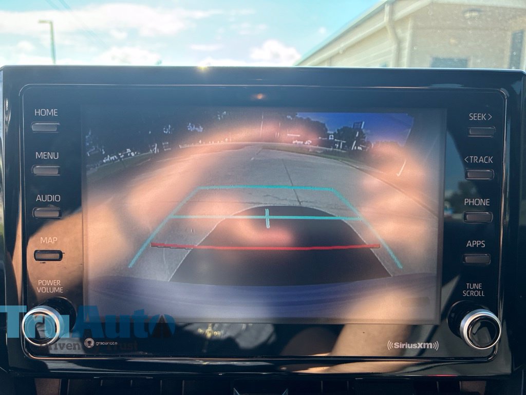 Used 2022 Toyota Corolla SE FWD image 32