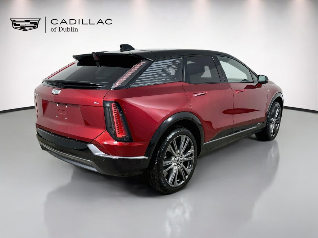 New 2027 Cadillac Optiq Premium Sport w/ LPO, Floor Liner Package AWD/4WD image 5